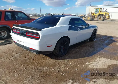 2021 Dodge Challenger R/T from USA, damaged, VIN 2C3CDZBT6MH623688